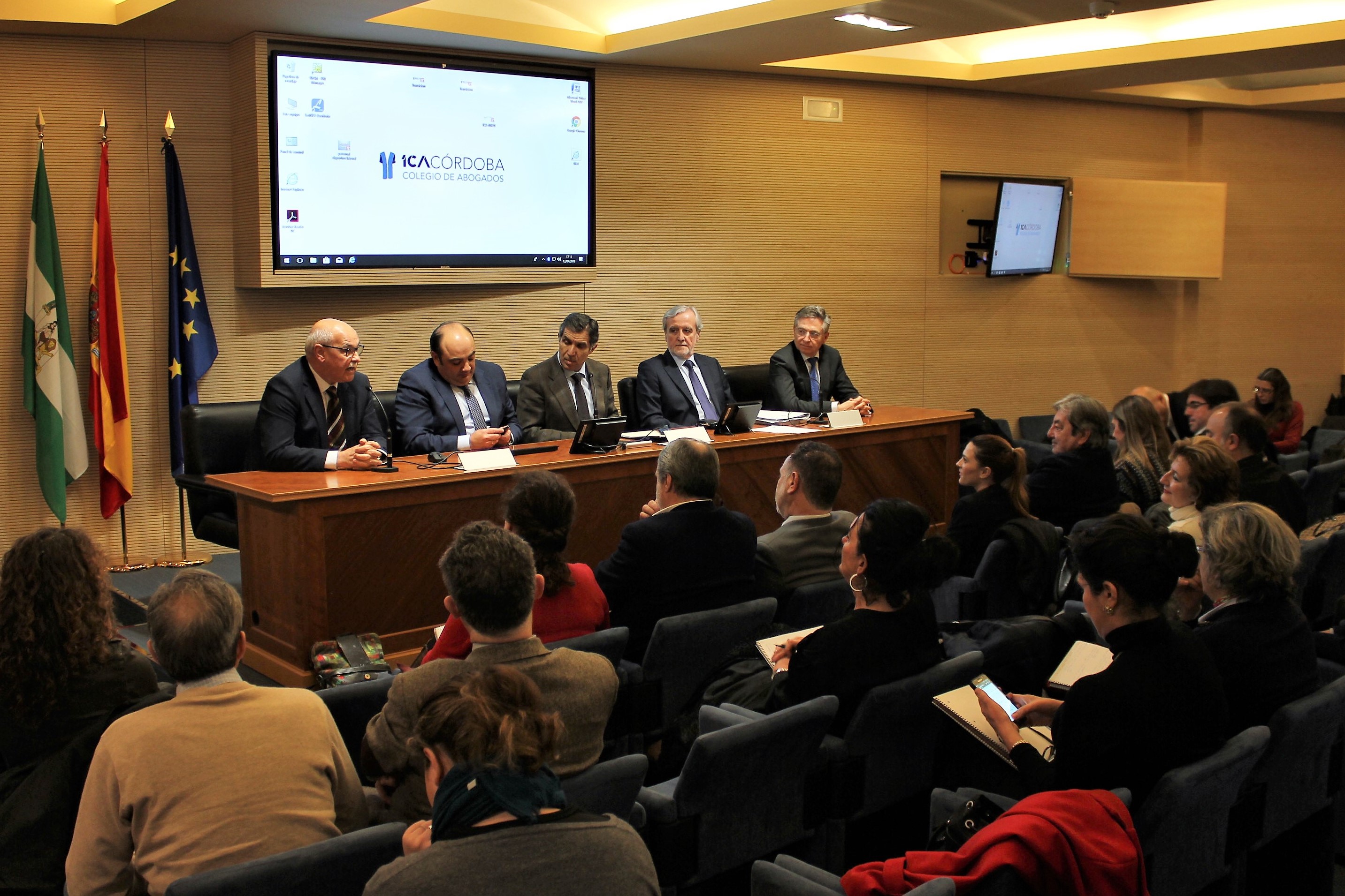 Clausura del “Curso de Experto Universitario en Derecho Penal”